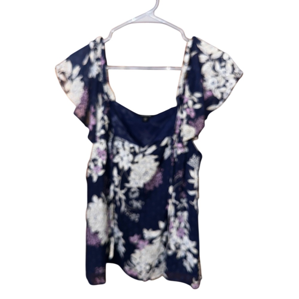 Torrid Navy Floral Cold Shoulder Flutter Sleeve Smocked Top‎ Plus Size 00 - Picture 2 of 6
